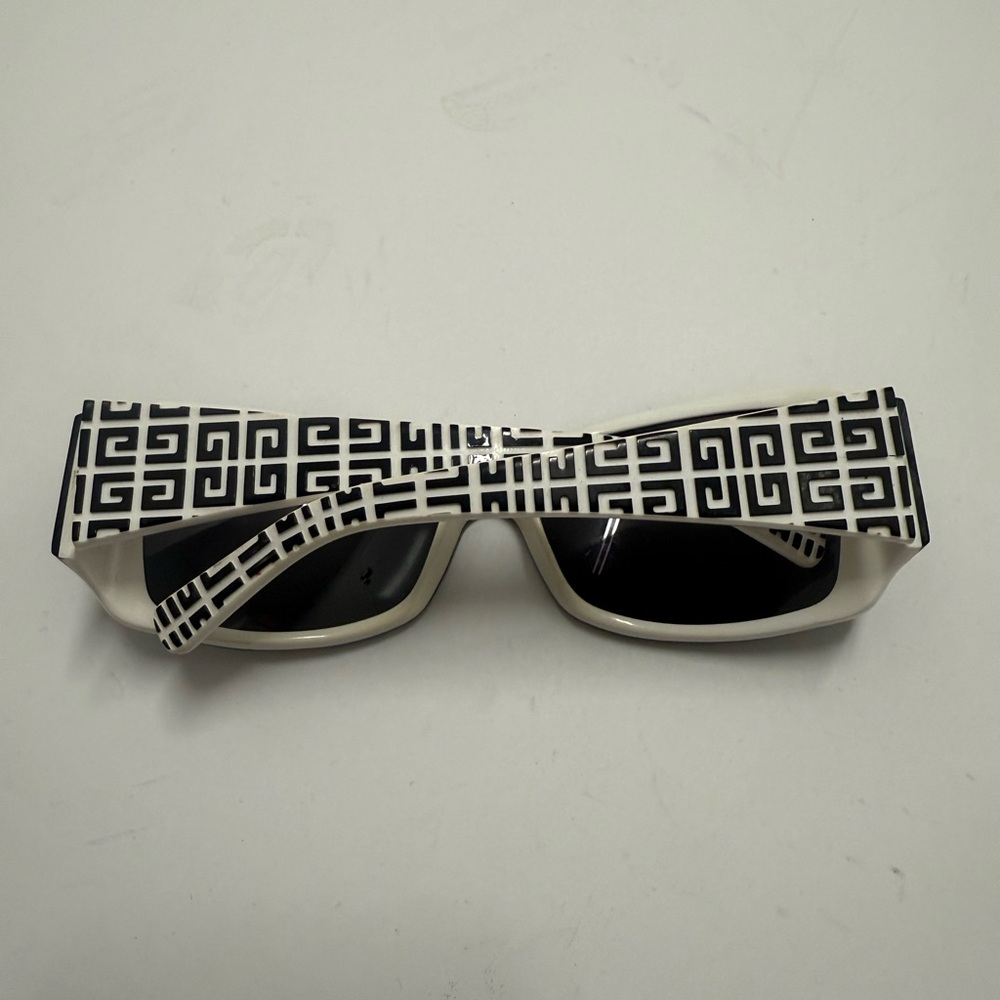 Givenchy Black Sunglasses with Dark Lenses - Picture 3 of 6